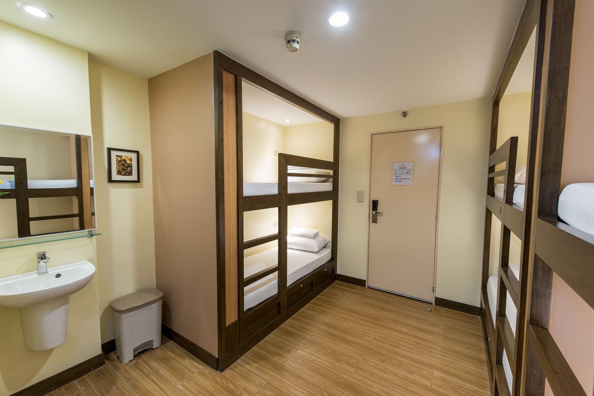 Kabayan Hotel Pasay Exterior photo